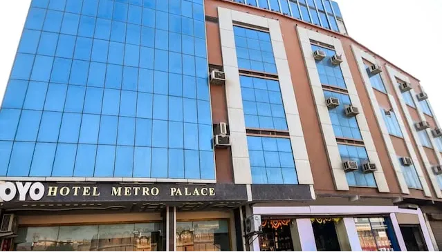 Hotel Metro Palace